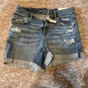 American eagle curvy mom shorts size 8